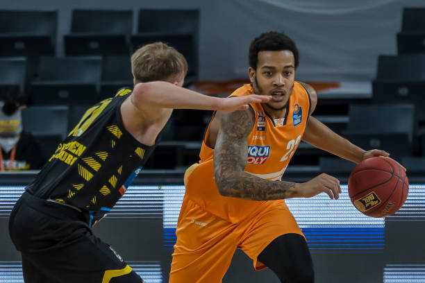 合打出了威 合打出了威