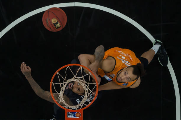 万镑的固定 万镑的固定